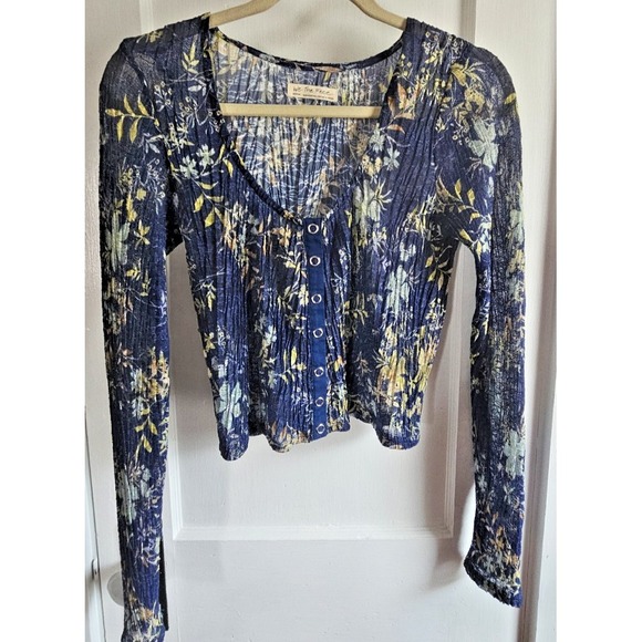 We The Free Angelina wrinkled button down floral Bohemian crop top woman Sz M - Picture 2 of 11